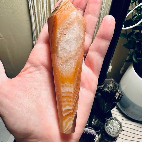 Natural Polished Carnelian Crystal Wand With Metal Stand - Picture 9 of 15